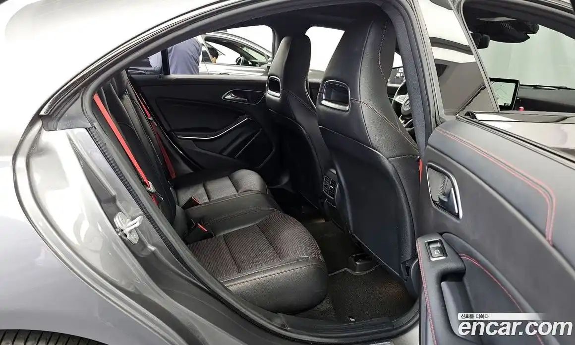 Mercedes-Benz CLA-Class 2017 2.0 Автомат в Москве № 1194158, фото 12