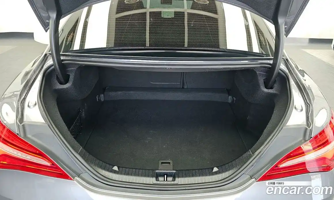 Mercedes-Benz CLA-Class 2017 2.0 Автомат в Москве № 1194158, фото 20