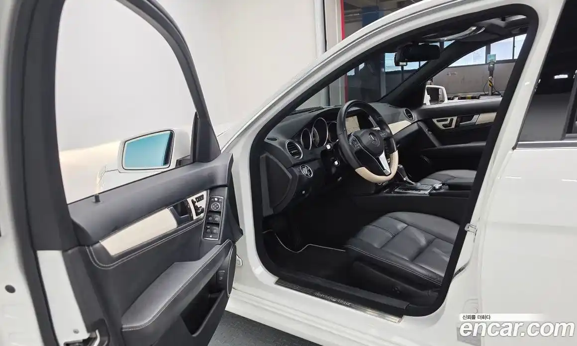 Mercedes-Benz C-Class 2013 1.8 гидро в Москве № 1194260, фото 10