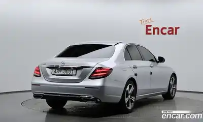 Mercedes-Benz E-Class, 2017