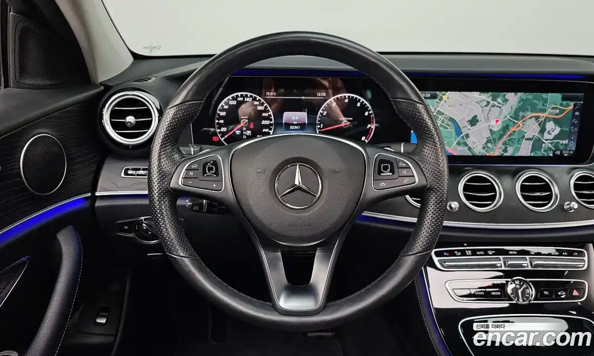 Mercedes-Benz E-Class 2017 2.0 гидро в Москве № 1194265, фото 12