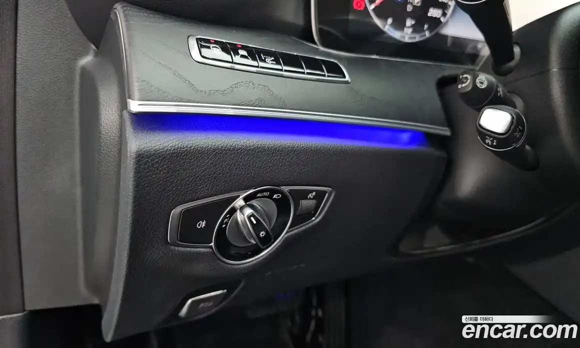 Mercedes-Benz E-Class 2017 2.0 гидро в Москве № 1194265, фото 17