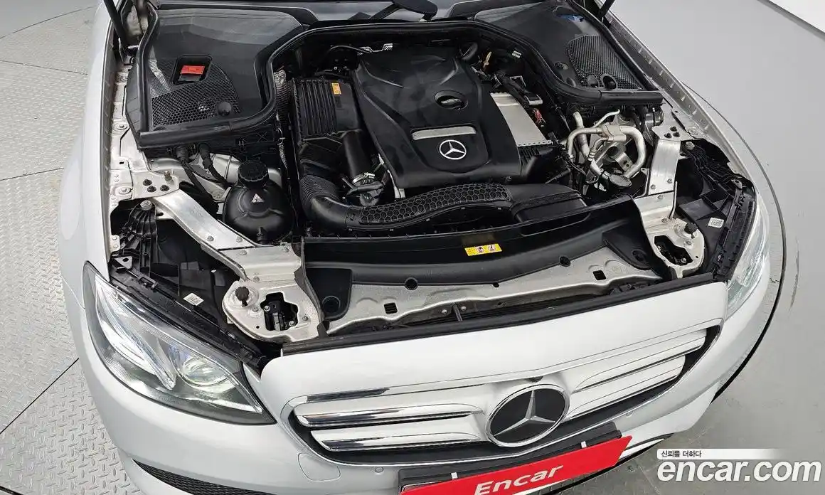Mercedes-Benz E-Class 2017 2.0 гидро в Москве № 1194265, фото 5
