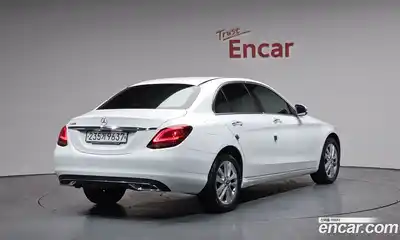 Mercedes-Benz C-Class, 2020