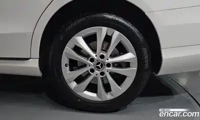 Mercedes-Benz C-Class 2020 2.0 гидро в Москве № 1194285, миниатюра 4