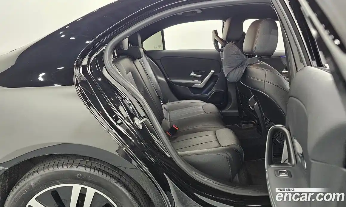 Mercedes-Benz A-Class 2021 1.9 Автомат в Москве № 1194392, фото 12