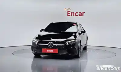 Mercedes-Benz A-Class 2021 1.9 Автомат в Москве № 1194392, миниатюра 3