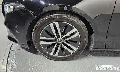 Mercedes-Benz A-Class 2021 1.9 Автомат в Москве № 1194392, миниатюра 5