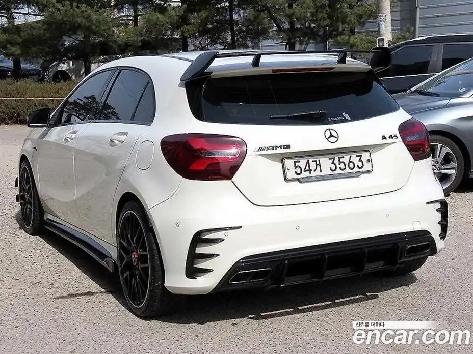 Mercedes-Benz A-Class 2017 2.0 Автомат в Москве № 1194606, фото 3