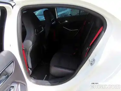 Mercedes-Benz A-Class 2017 2.0 Автомат в Москве № 1194606, миниатюра 6