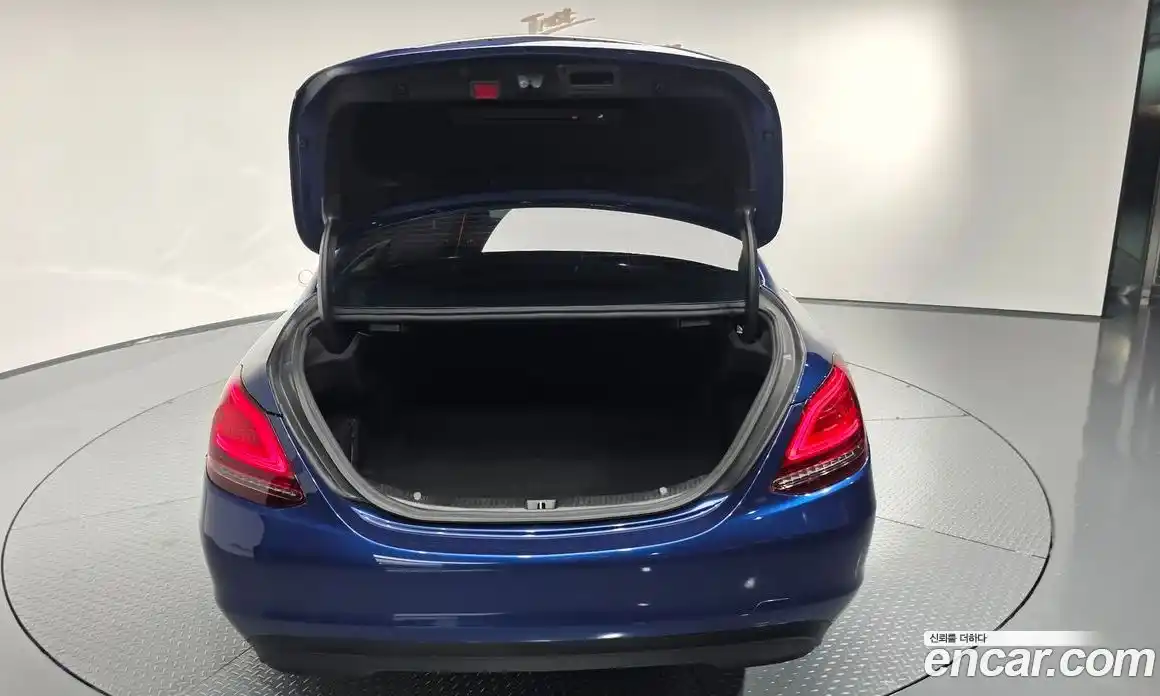 Mercedes-Benz C-Class 2019 2.0 гидро в Москве № 1194641, фото 20