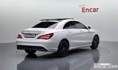 Mercedes-Benz CLA-Class 2017 2.0 Автомат в Москве № 1194705, миниатюра 2