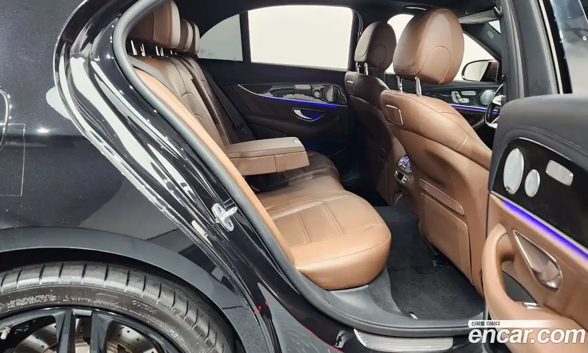 Mercedes-Benz E-Class 2019 4.0 гидро в Москве № 1194758, фото 12