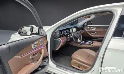 Mercedes-Benz E-Class 2018 2.0 Автомат в Москве № 1194784, миниатюра 11