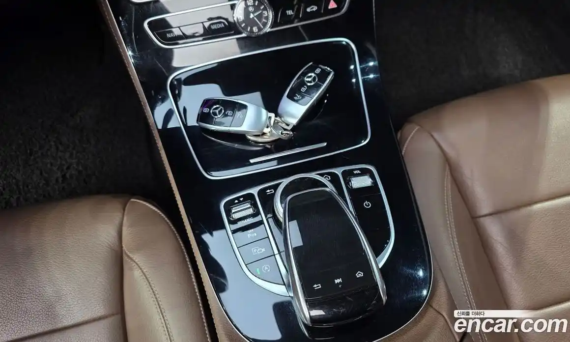 Mercedes-Benz E-Class 2018 2.0 Автомат в Москве № 1194784, фото 18