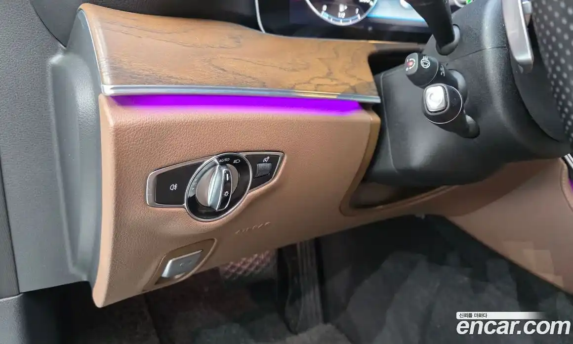 Mercedes-Benz E-Class 2018 2.0 Автомат в Москве № 1194784, фото 20