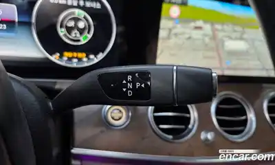 Mercedes-Benz E-Class 2018 2.0 Автомат в Москве № 1194784, миниатюра 9