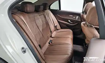 Mercedes-Benz E-Class 2020 2.0 Автомат в Москве № 1194794, миниатюра 12