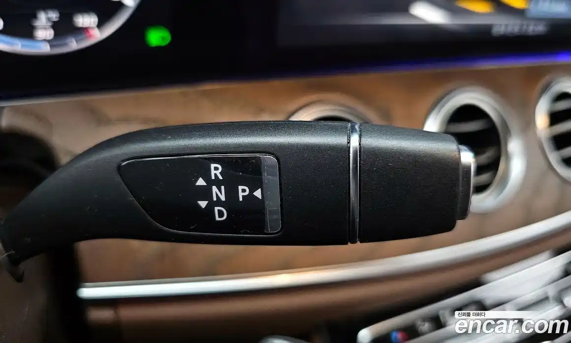 Mercedes-Benz E-Class 2020 2.0 Автомат в Москве № 1194794, фото 9