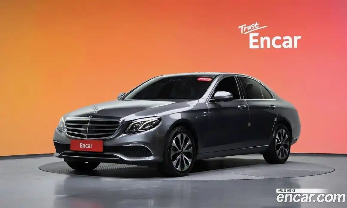 Mercedes-Benz E-Class 2018 2.0 Автомат в Москве № 1194846, фото 20