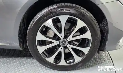 Mercedes-Benz E-Class 2018 2.0 Автомат в Москве № 1194846, миниатюра 4