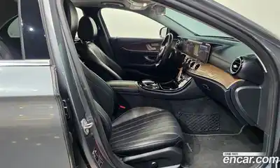 Mercedes-Benz E-Class 2018 2.0 Автомат в Москве № 1194846, миниатюра 10