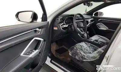 Audi Q3 2025 2.0 гидро в Москве № 1194903, миниатюра 10