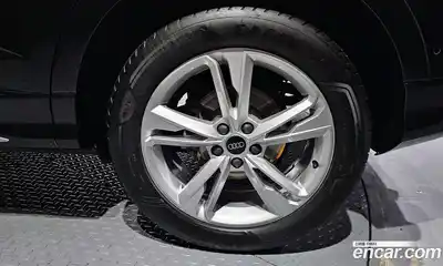 Audi Q3 2023 2.0 гидро в Москве № 1194955, миниатюра 5