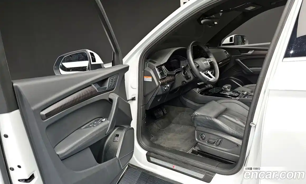 Audi Q5 2023 2.0 гидро в Москве № 1195019, фото 11
