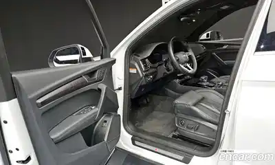 Audi Q5 2023 2.0 гидро в Москве № 1195019, миниатюра 11