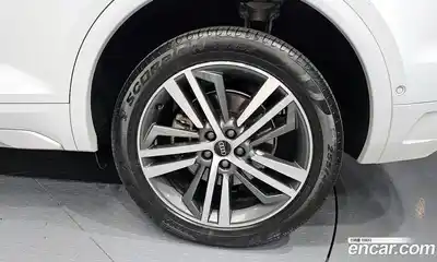 Audi Q5 2023 2.0 гидро в Москве № 1195019, миниатюра 5