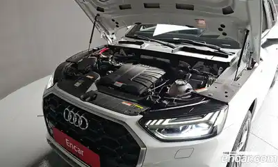 Audi Q5 2023 2.0 гидро в Москве № 1195019, миниатюра 6