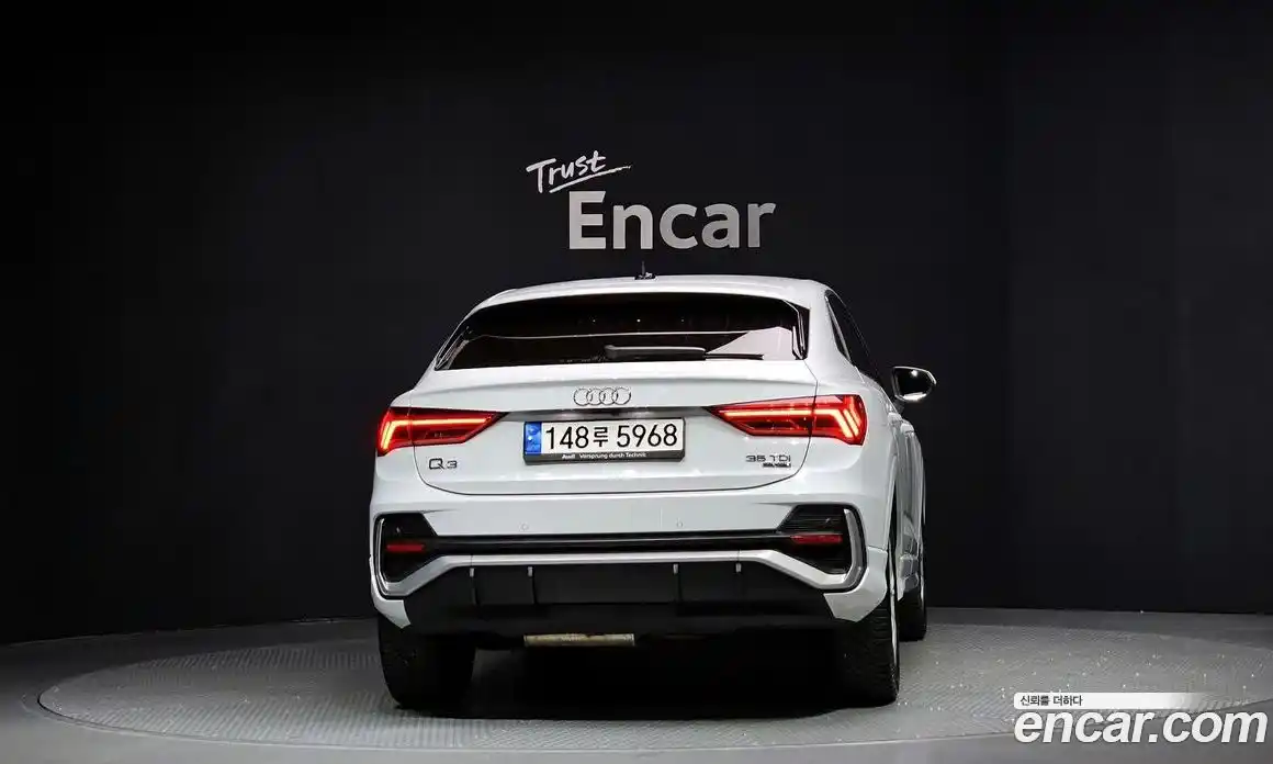 Audi Q3 2023 2.0 гидро в Москве № 1195159, фото 4