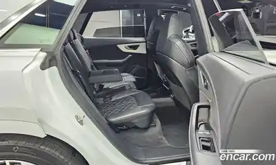 Audi Q8 2021 3.0 гидро в Москве № 1195264, миниатюра 11