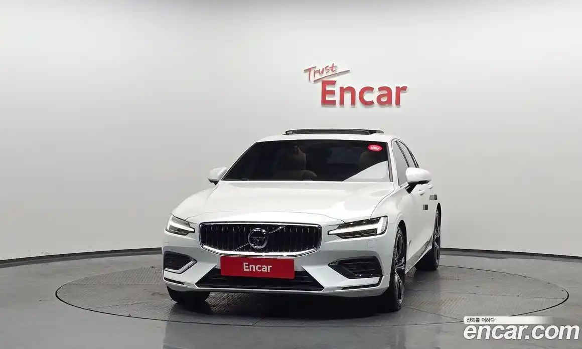 Volvo S60 2019 2.0 гидро в Москве № 1195802, фото 3