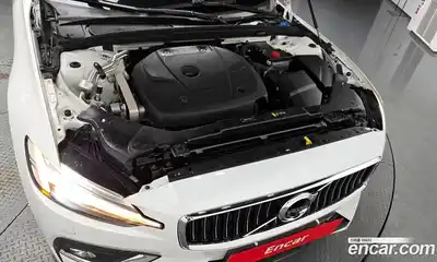 Volvo S60 2019 2.0 гидро в Москве № 1195802, миниатюра 6