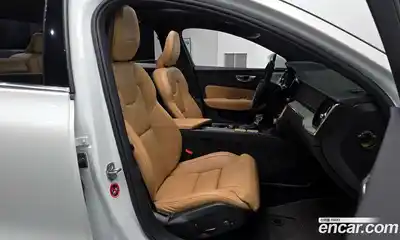 Volvo S60 2019 2.0 гидро в Москве № 1195802, миниатюра 10