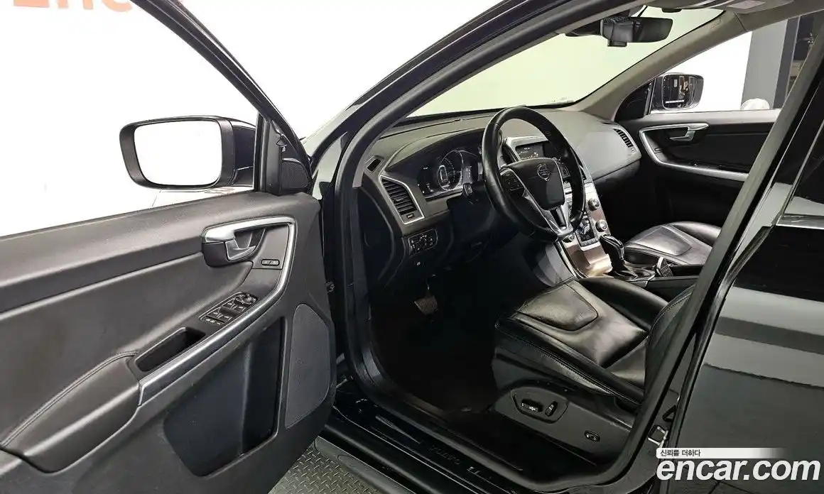 Volvo XC60 2017 2.0 гидро в Москве № 1195971, фото 11