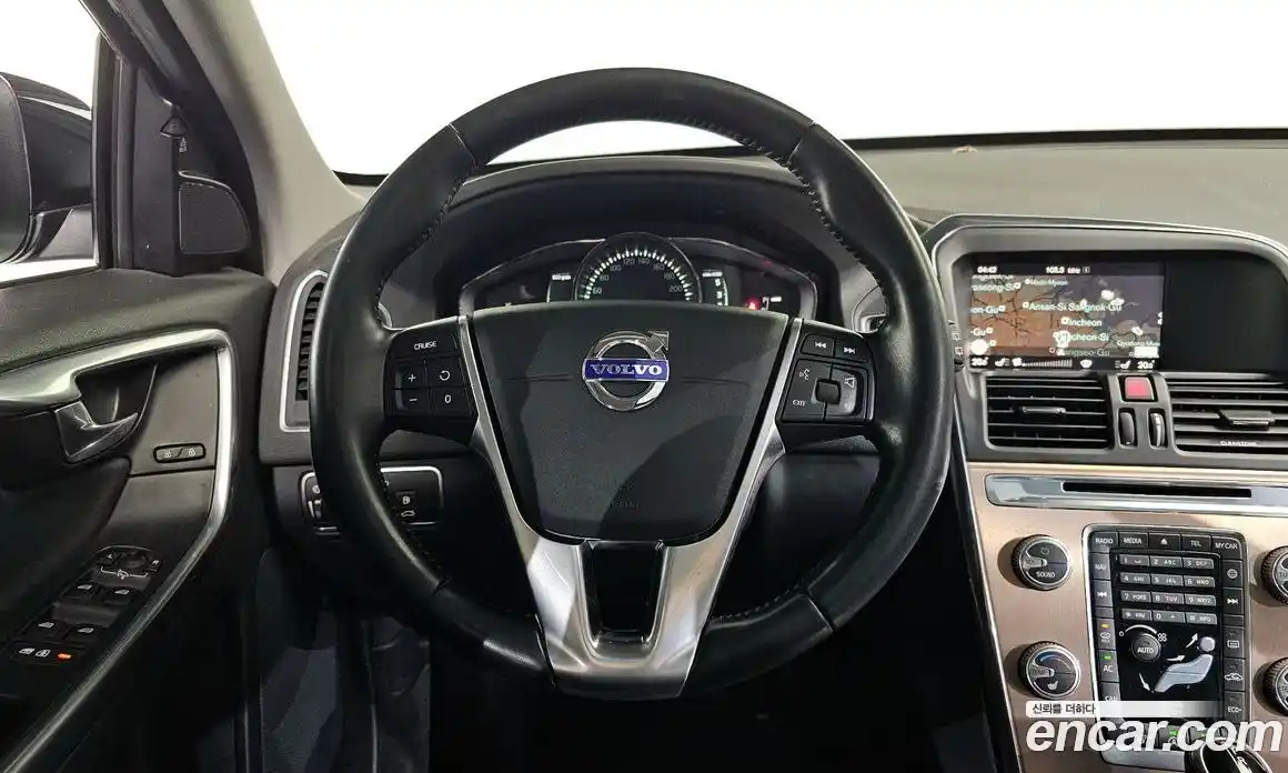 Volvo XC60 2017 2.0 гидро в Москве № 1195971, фото 13
