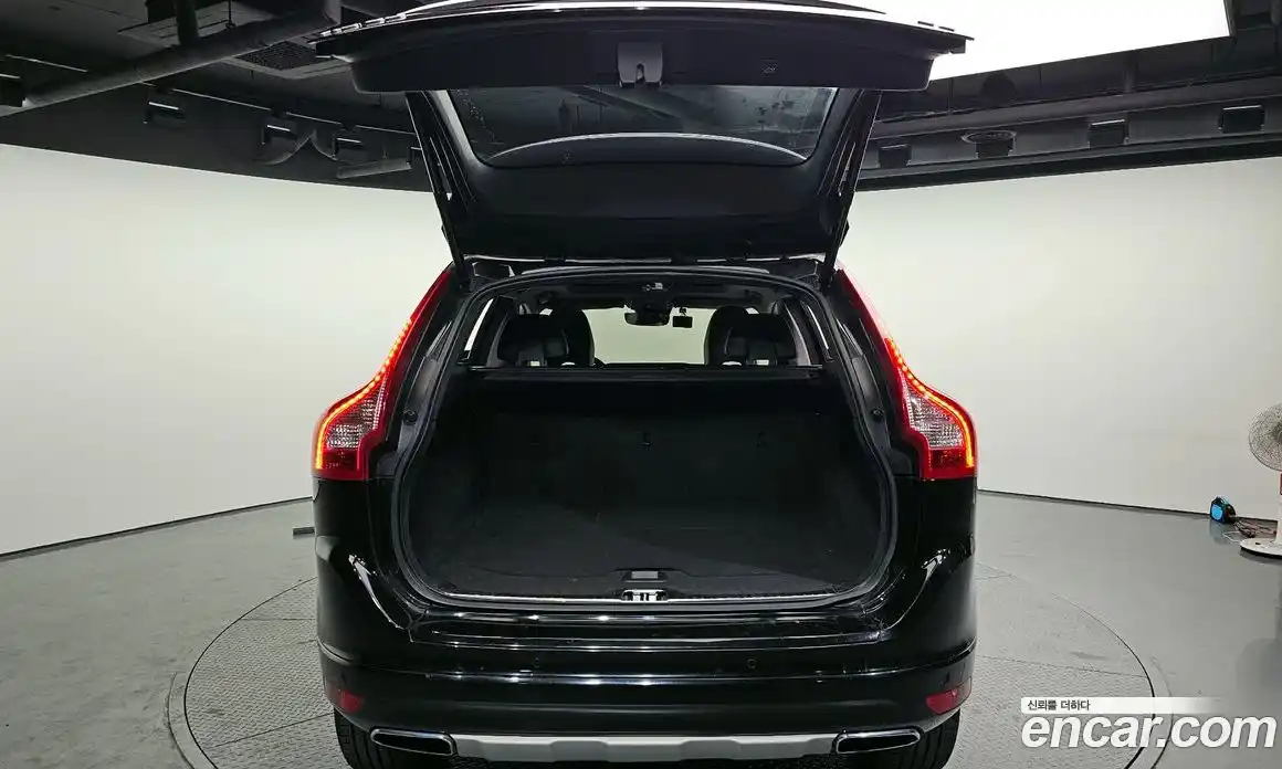 Volvo XC60 2017 2.0 гидро в Москве № 1195971, фото 20