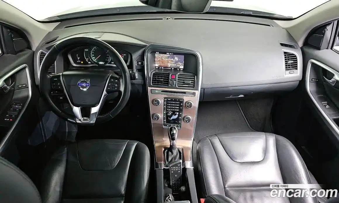 Volvo XC60 2017 2.0 гидро в Москве № 1195971, фото 7