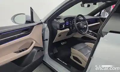 Porsche Macan 2025 0.2 гидро в Москве № 1196058, миниатюра 10