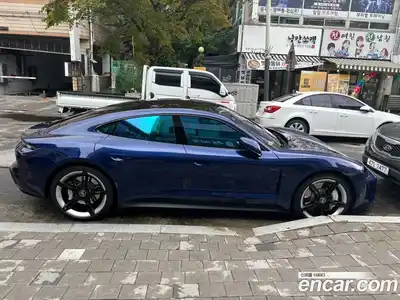 Porsche Taycan 2021 гидро в Москве № 1196174, миниатюра 12