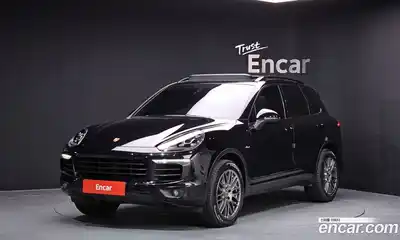 Porsche Cayenne, 2015