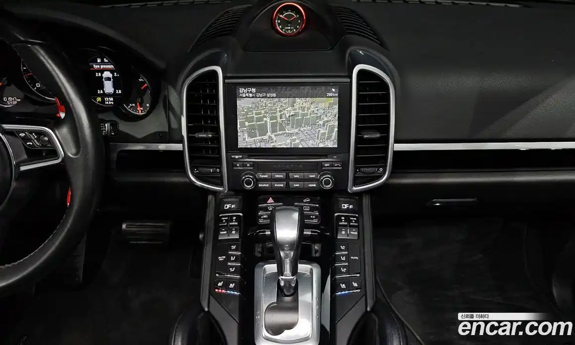 Porsche Cayenne 2017 3.0 гидро в Москве № 1196271, фото 15