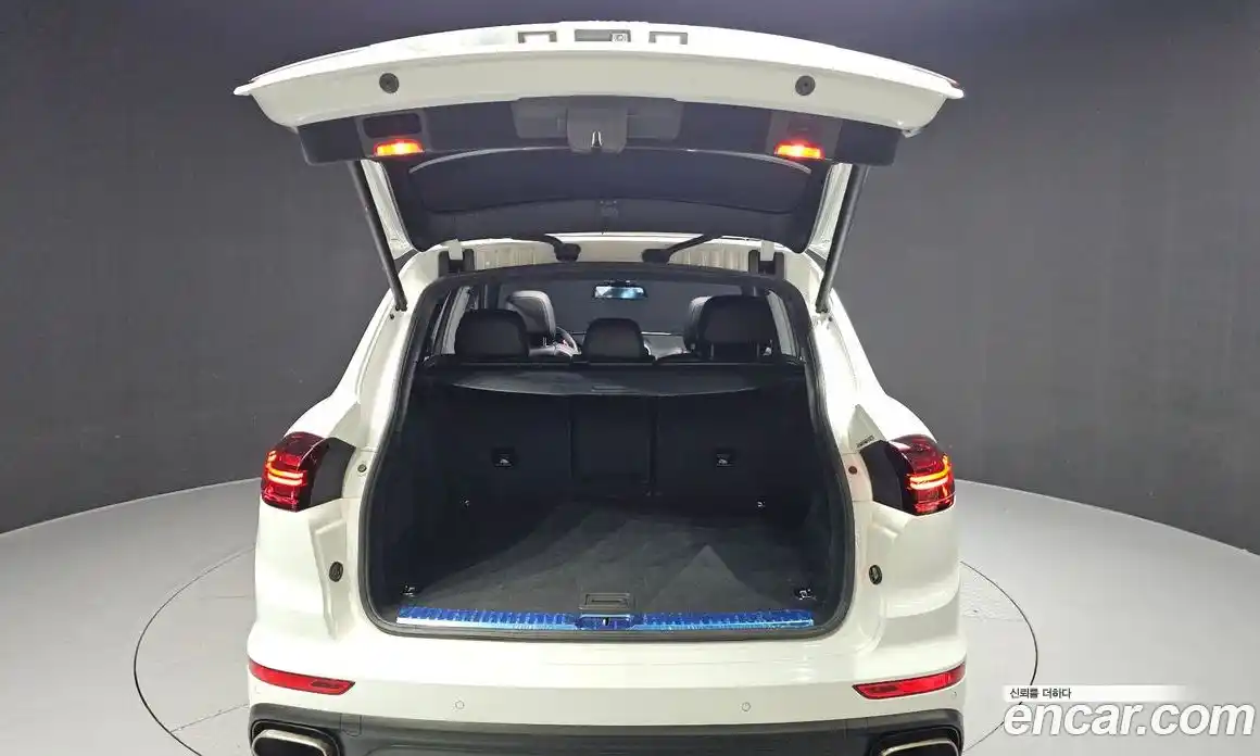 Porsche Cayenne 2017 3.0 гидро в Москве № 1196271, фото 20