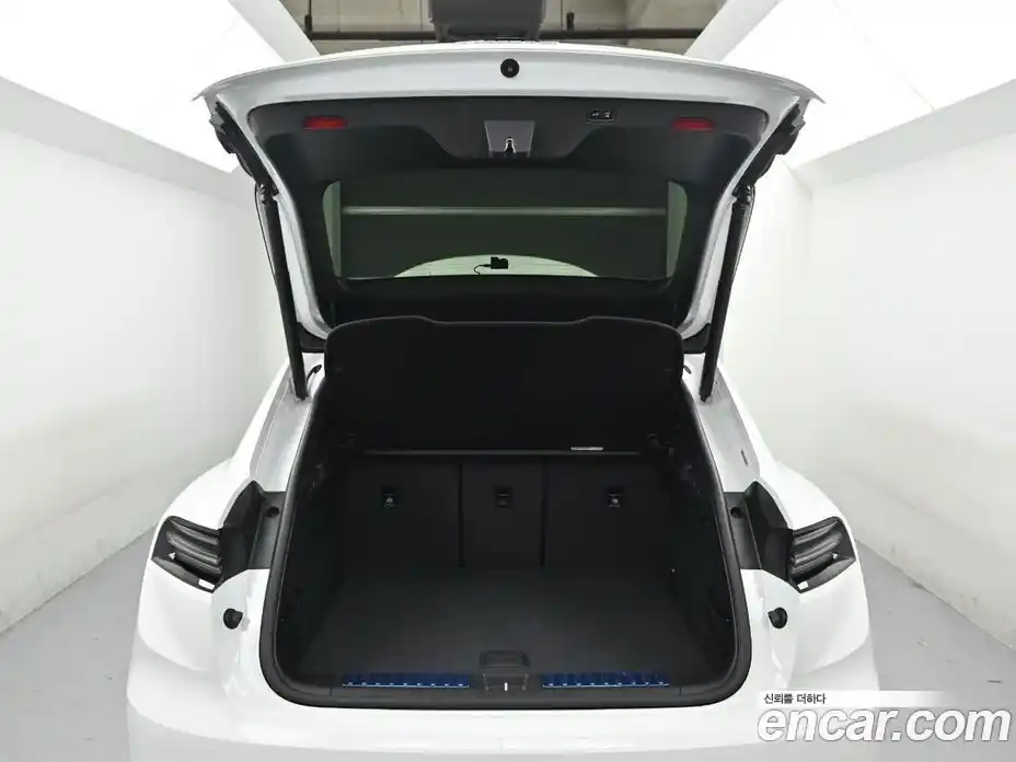 Porsche Macan 2025 0.2 гидро в Москве № 1196393, фото 20
