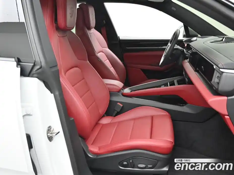 Porsche Macan 2025 0.2 гидро в Москве № 1196393, фото 10