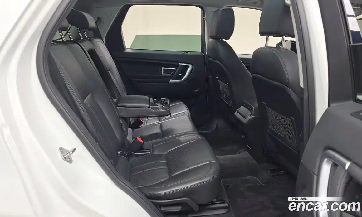 Land Rover Discovery Sport 2017 2.0 гидро в Москве № 1196619, фото 12