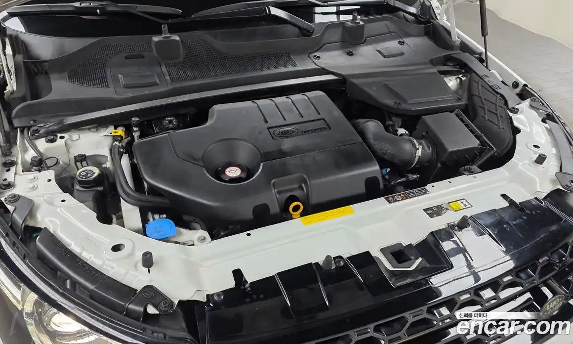 Land Rover Discovery Sport 2017 2.0 гидро в Москве № 1196619, фото 6